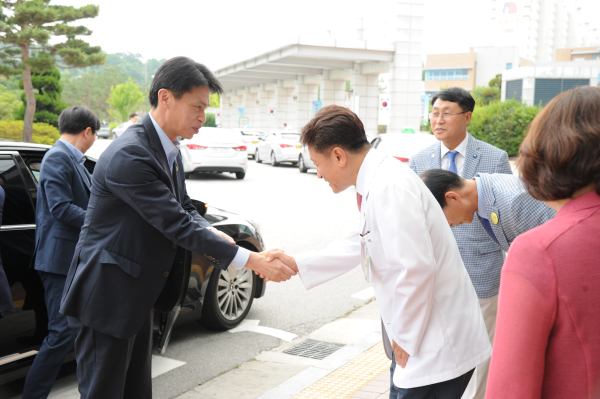 호국보훈의 달 맞이 보훈병원 방문