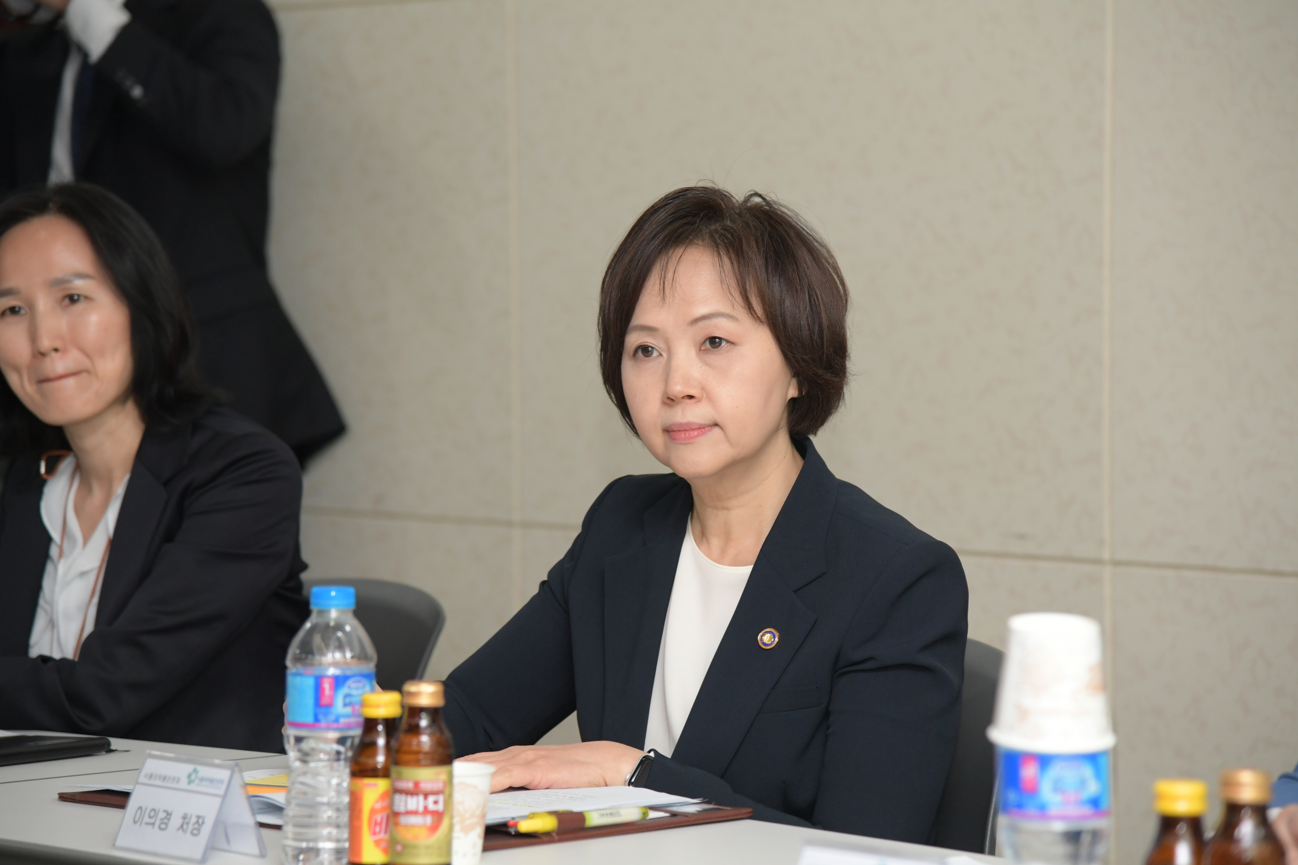 Photo News1 - [May 22, 2020] Minister inspects influenza vaccine manufacturing sites and attends pharmaceutical industry conference