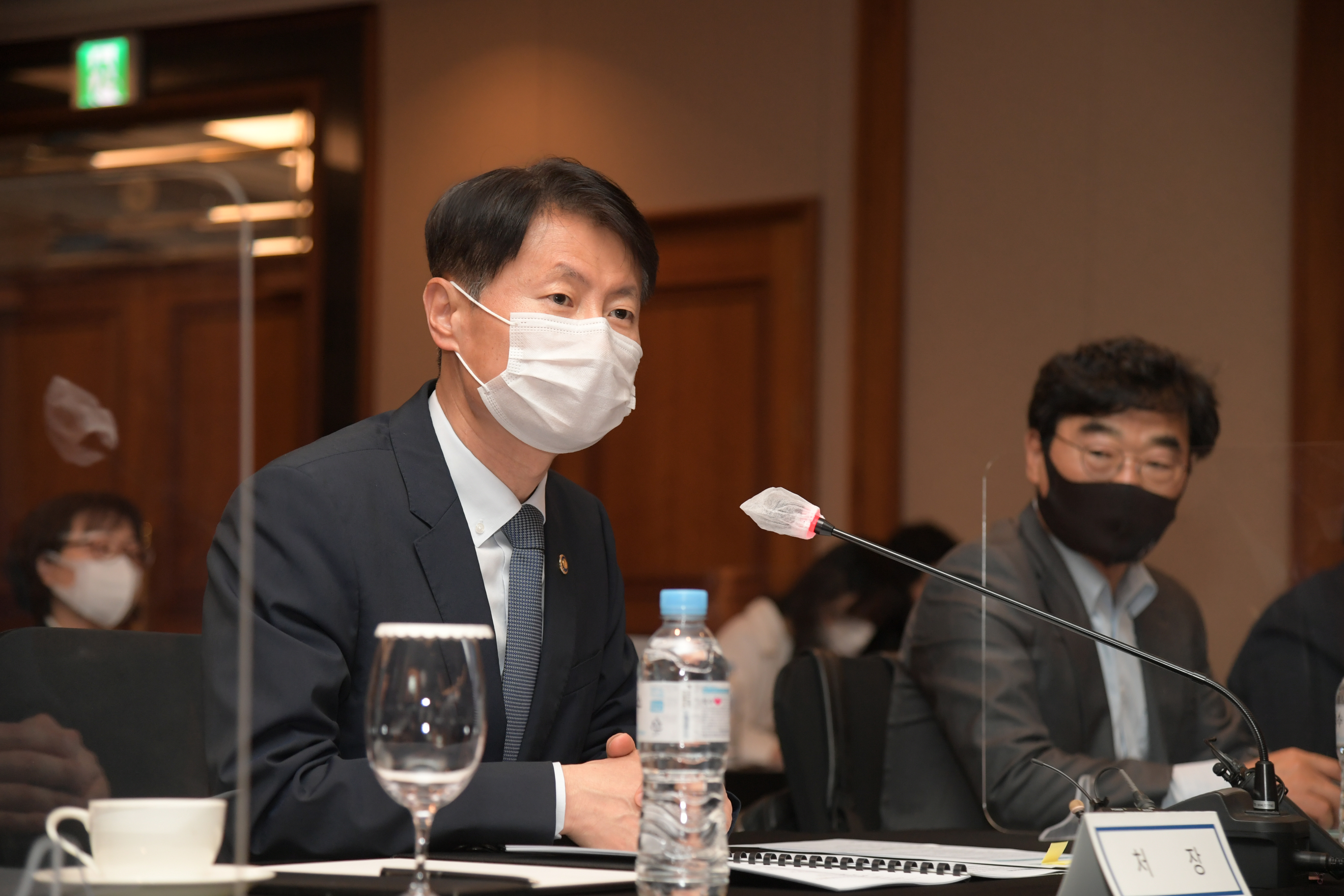 Photo News3 - [May 13, 2021] Minister attends the Meeting to Support the Development of Homegrown Vaccines