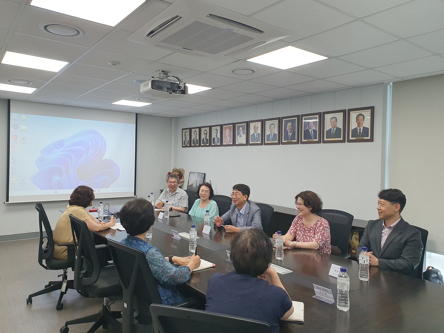 [23.7.19.(수)] 이성도 경인식약청장, 한국의약품수출입협회 및 한국의약품시험연구원 방문