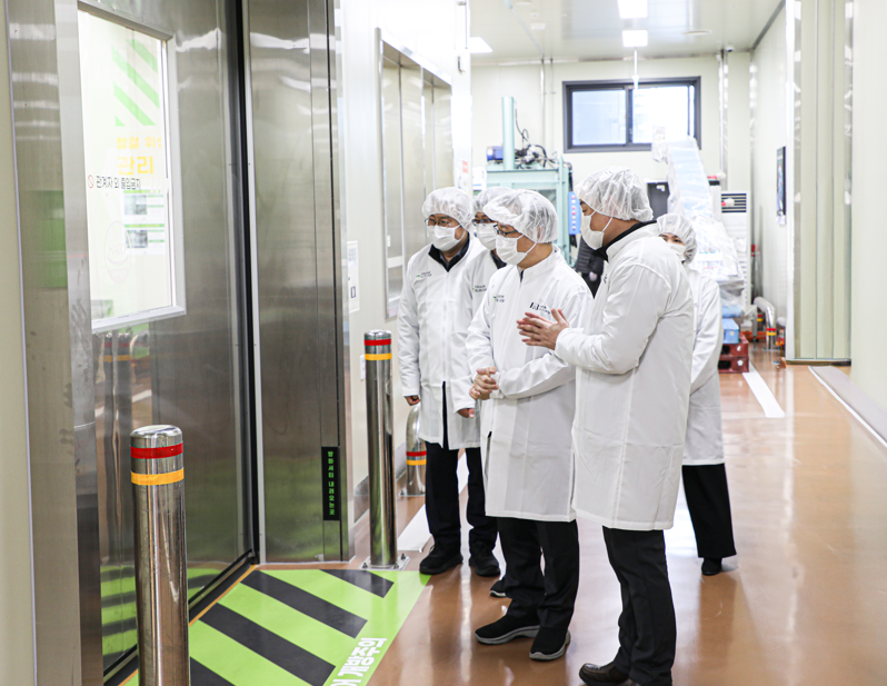 [26.1.15.(목)] 김명호 경인식약청청장, HACCP 제조업체 현장방문