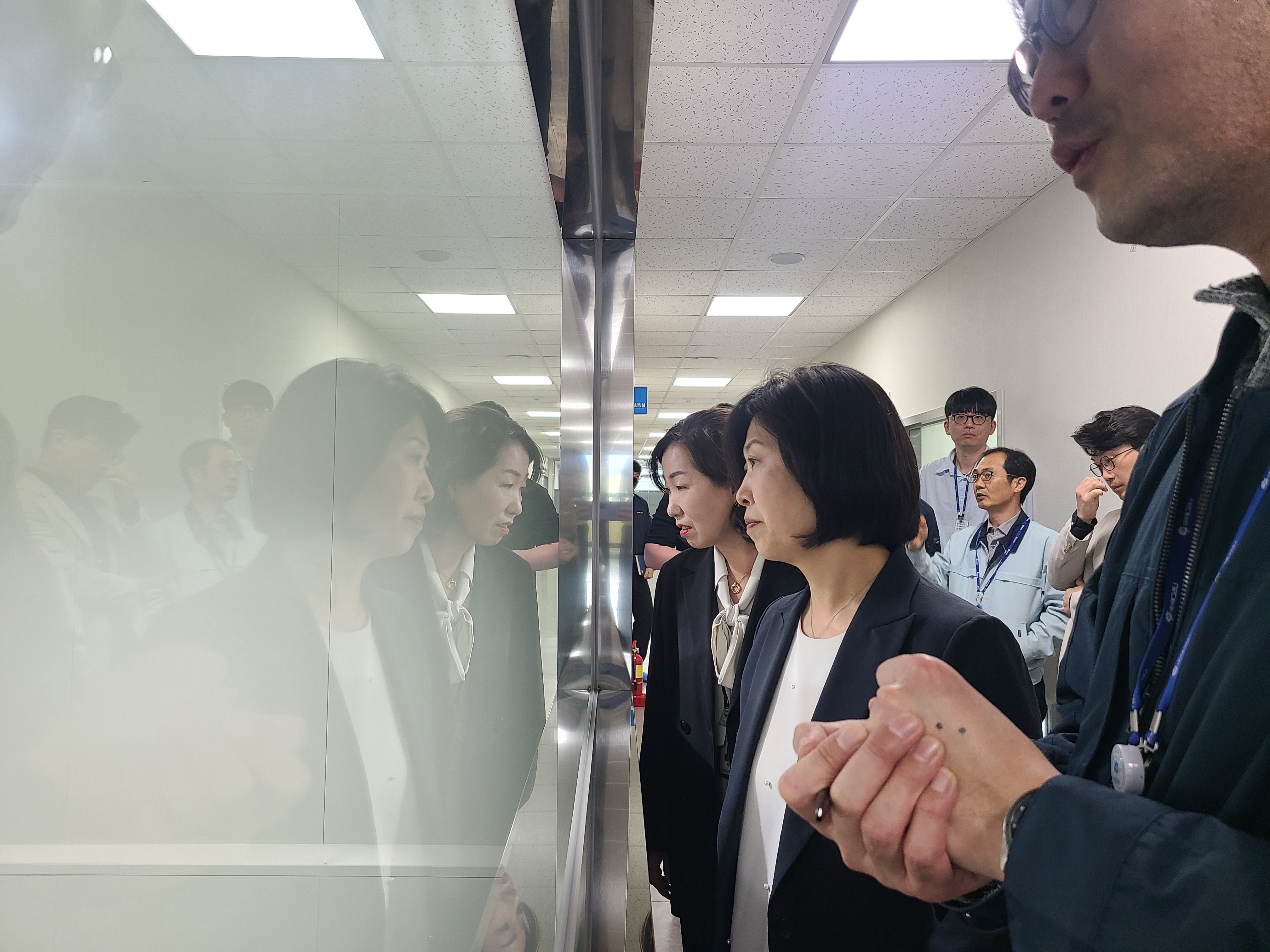 [26.4.23.(목)] 이남희 경인지방식약청장, 화장품 CGMP 제조소 현장방문_3